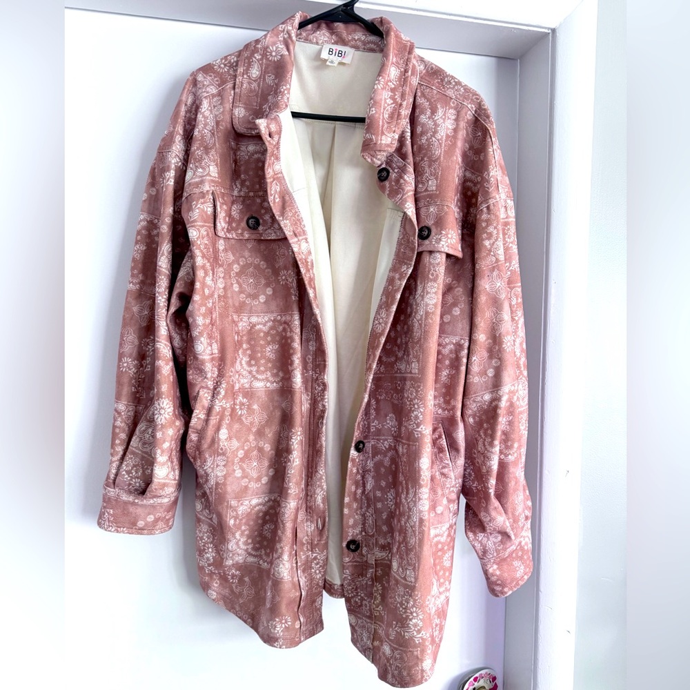 Lauriebelles shacket from the Chelsea deboer line
